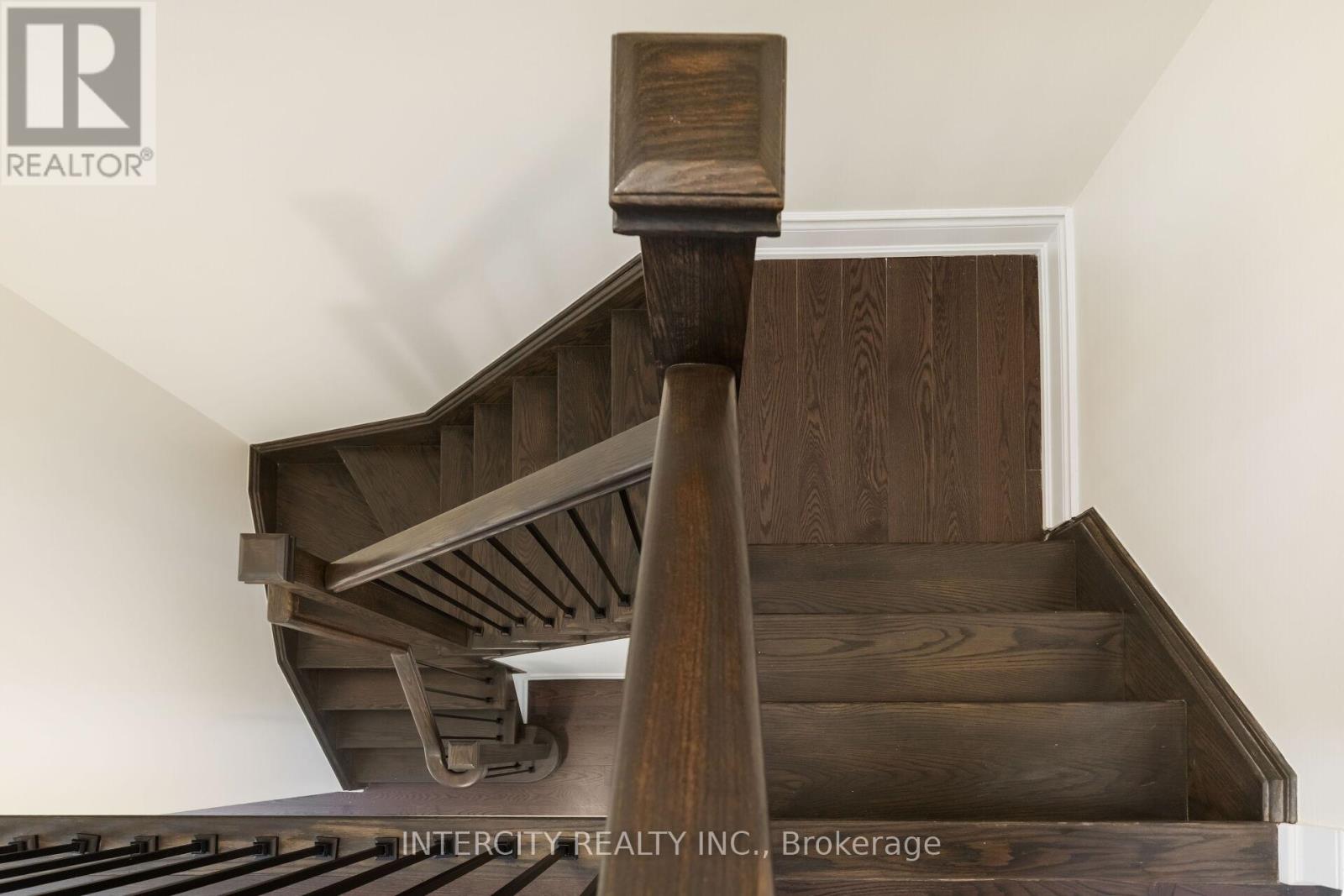 Photo 20 of 40 Donald Stewart Road, Brampton ON