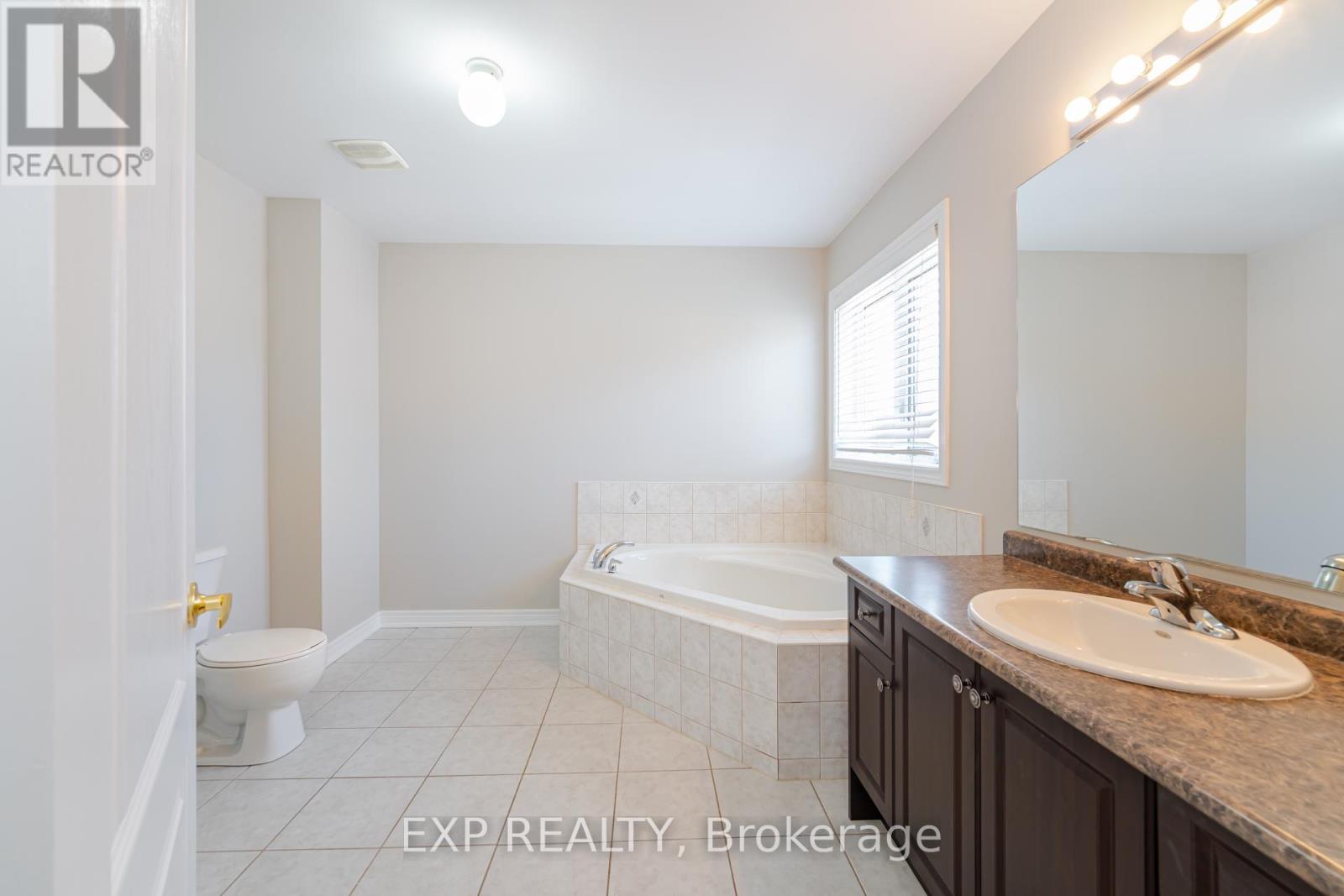 Photo 3 of Upper 397 Scott Boulevard, Milton ON
