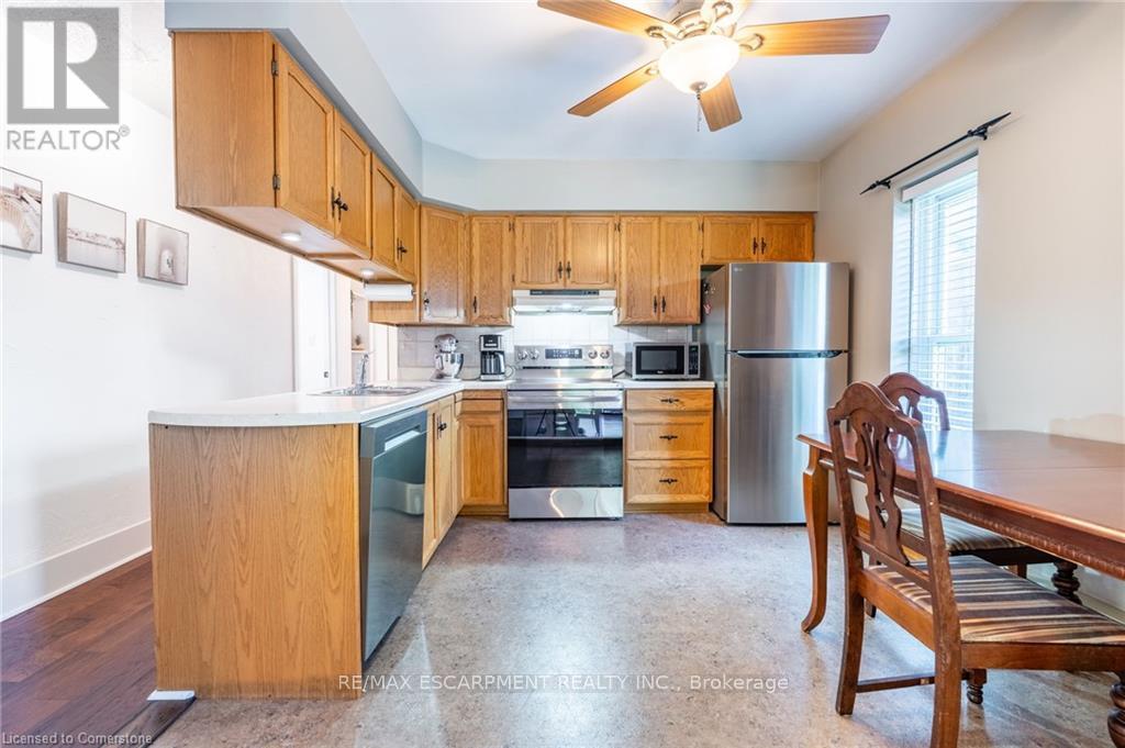 Photo 47 of 238 West 15th Street, Hamilton ON
