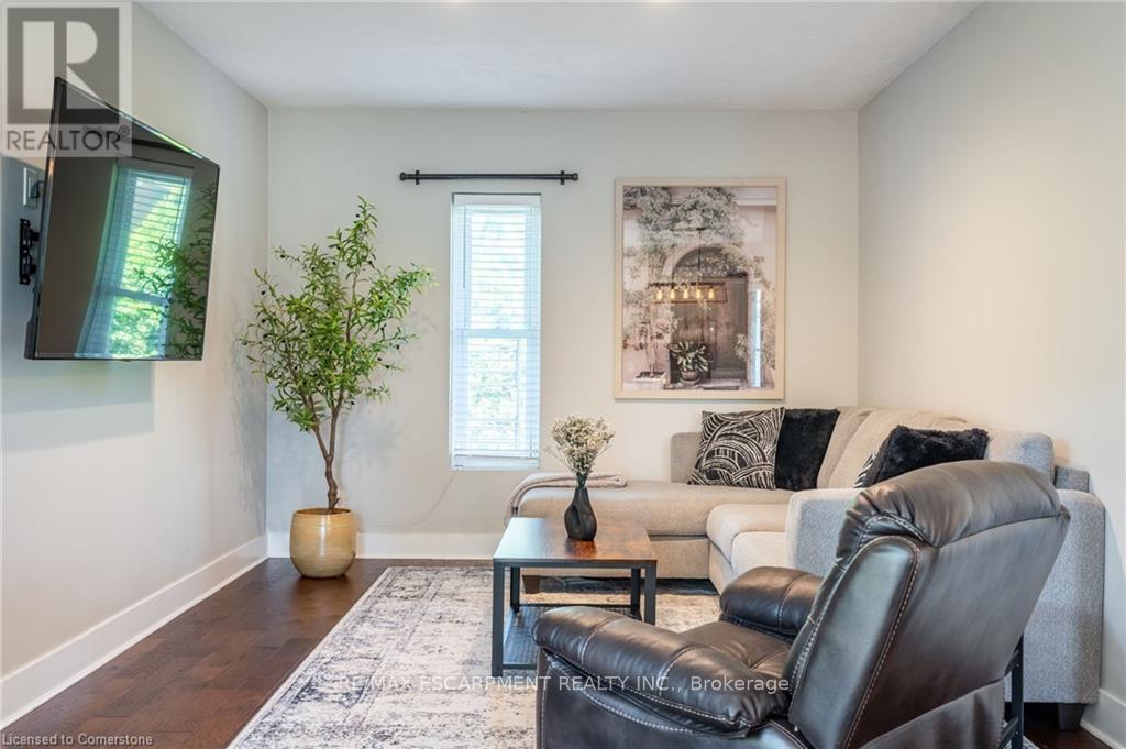 Photo 30 of 238 West 15th Street, Hamilton ON