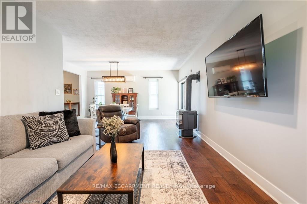 Photo 32 of 238 West 15th Street, Hamilton ON
