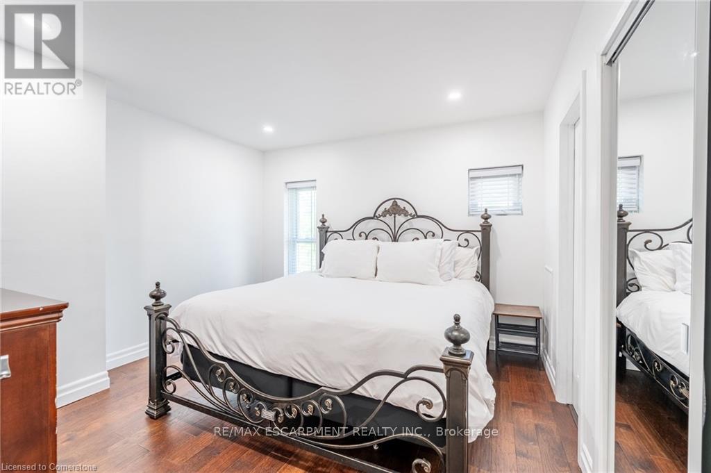 Photo 23 of 238 West 15th Street, Hamilton ON