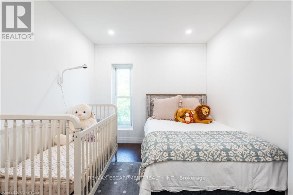 Photo 35 of 238 West 15th Street, Hamilton ON