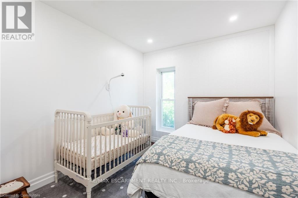 Photo 15 of 238 West 15th Street, Hamilton ON