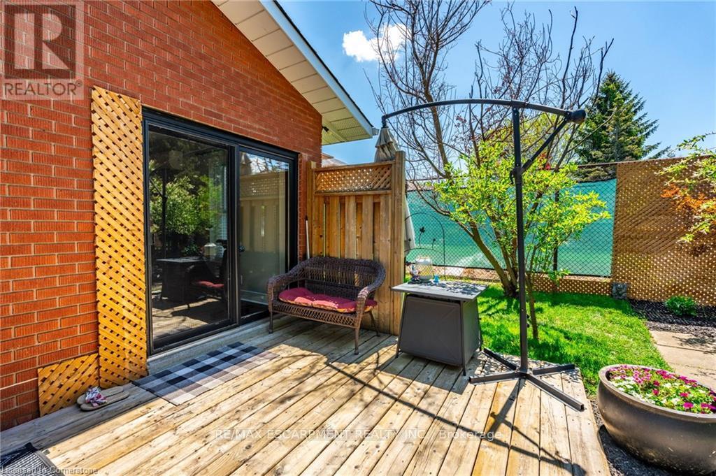 Photo 40 of 238 West 15th Street, Hamilton ON