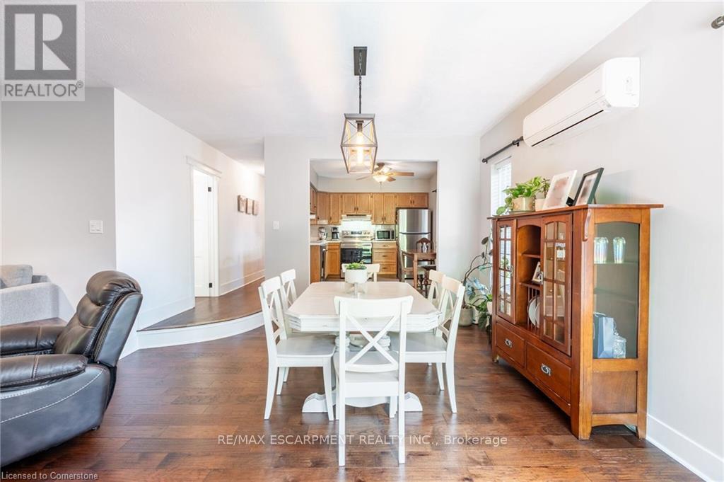 Photo 28 of 238 West 15th Street, Hamilton ON