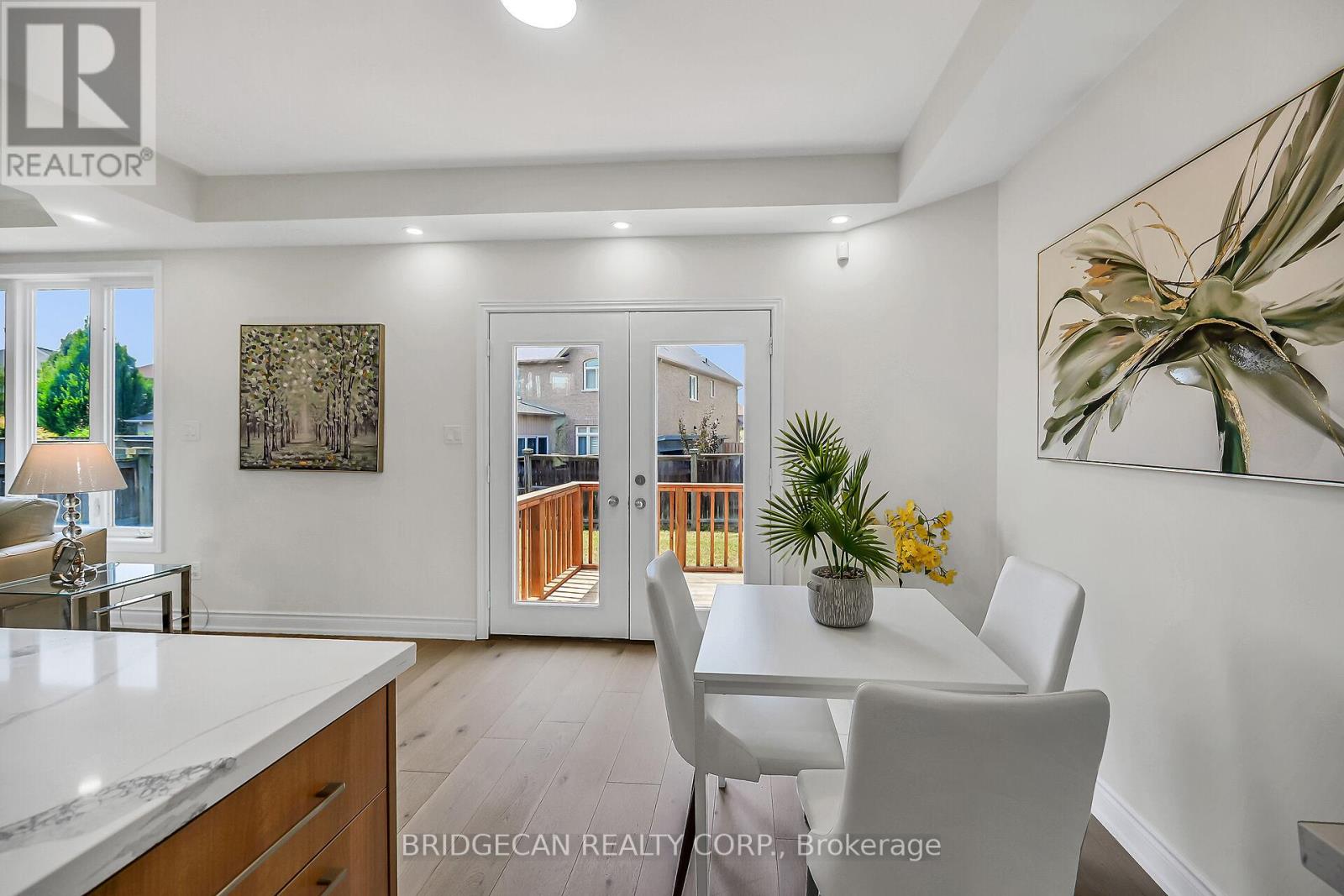 Photo 31 of 40 Davinci Boulevard, Hamilton ON