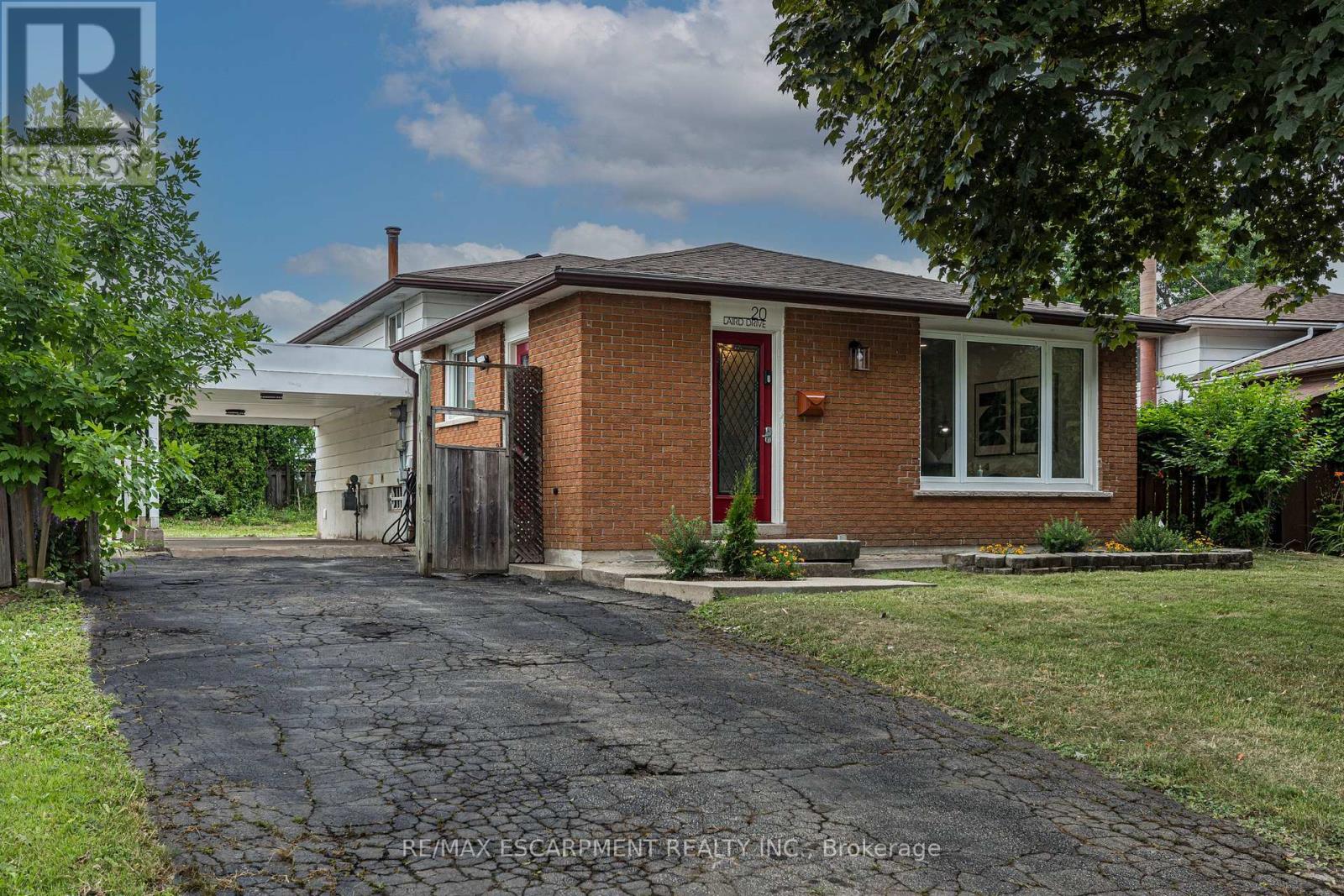 Photo 23 of 20 Laird Drive, Hamilton ON