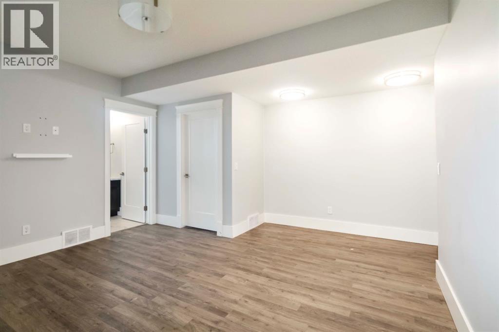 Photo 4 of 106 Athabasca Crescent, Fort Mcmurray AB