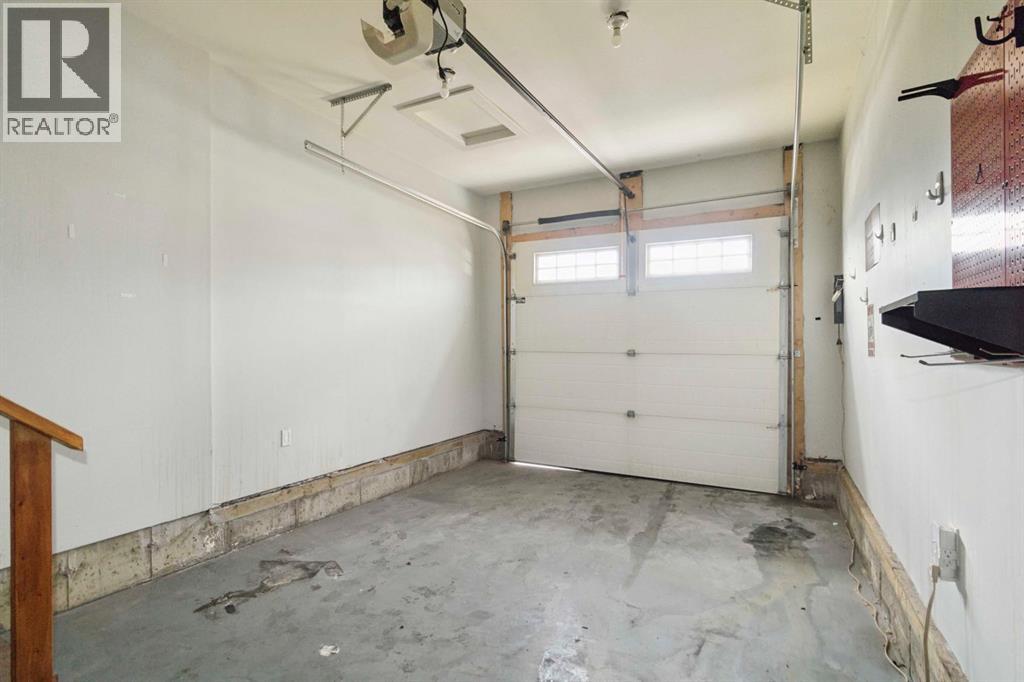 Photo 7 of 106 Athabasca Crescent, Fort Mcmurray AB