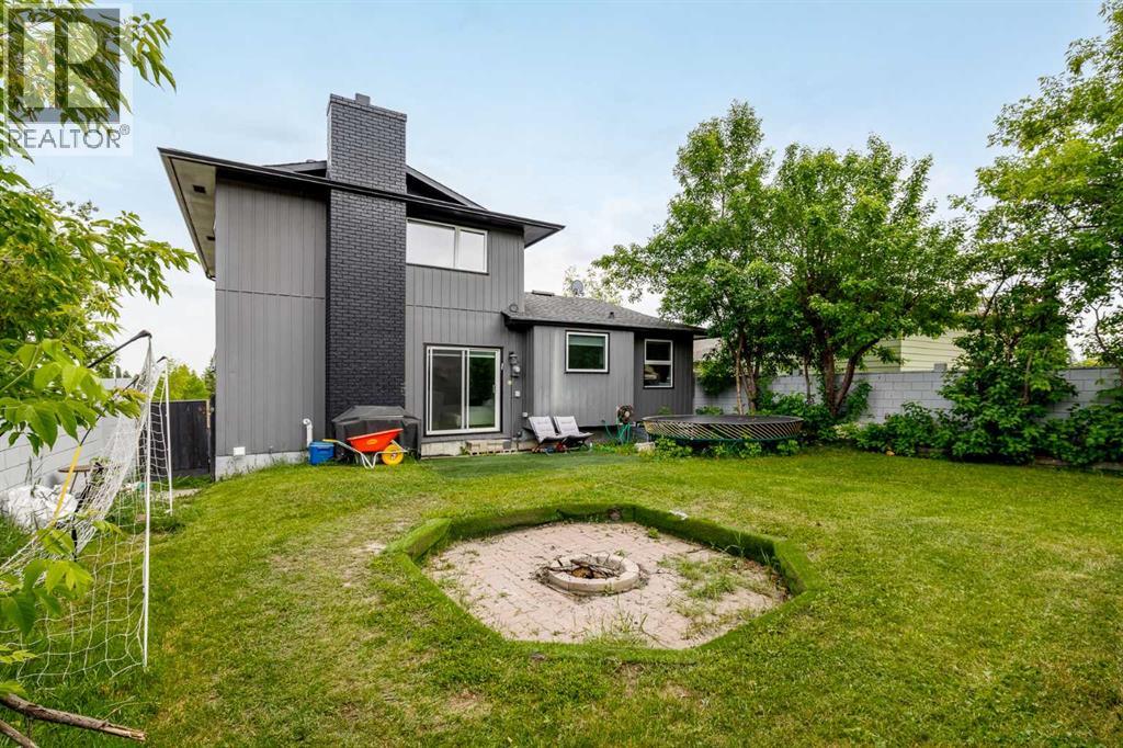 Photo 37 of 10003 Oakfield Drive Sw, Calgary AB