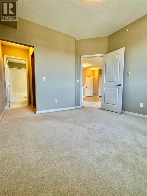 Single Family House for Sale in   Cranberry Park SE Cranston Calgary 