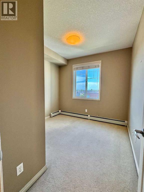 Single Family House for Sale in   Cranberry Park SE Cranston Calgary 