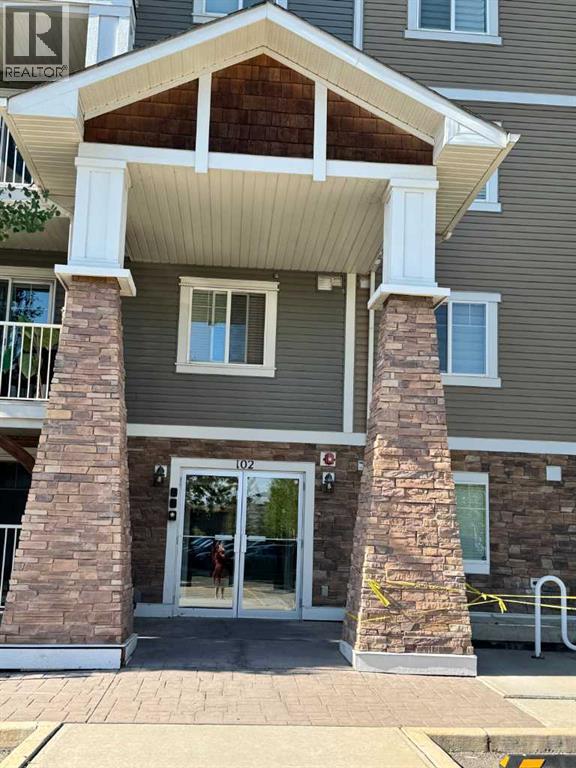 Single Family House for Sale in   Cranberry Park SE Cranston Calgary 