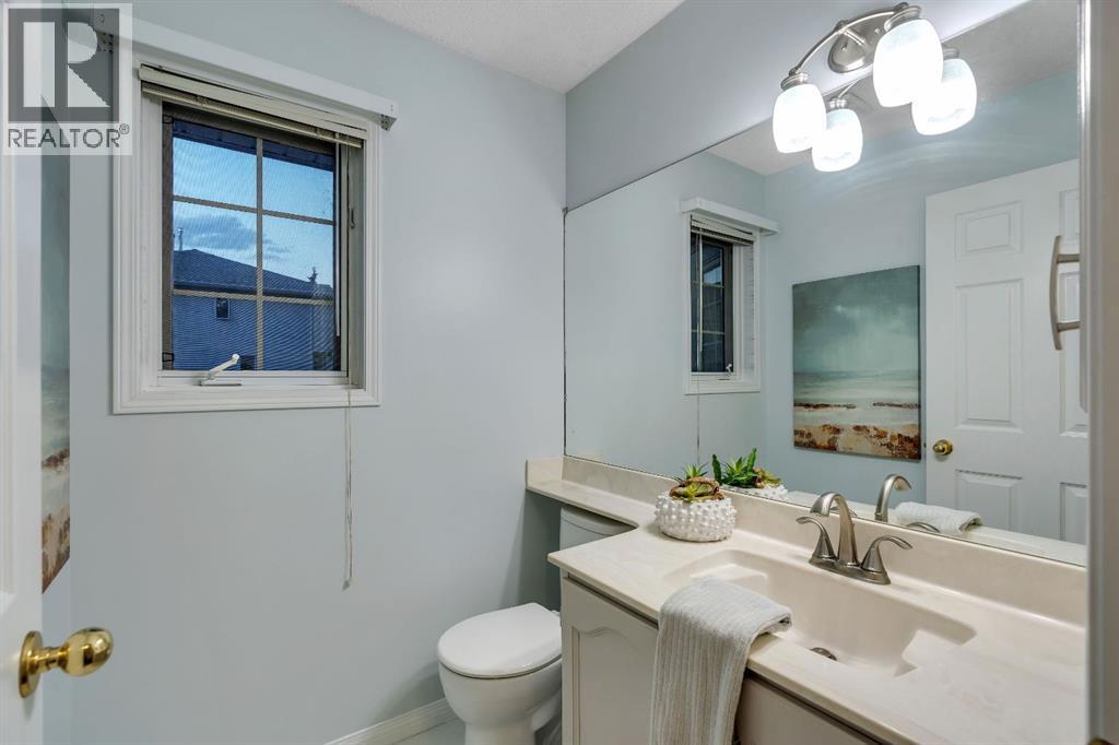 Single Family House 4 Level for Sale in  Kingsland Villas SW Kingsland Calgary 