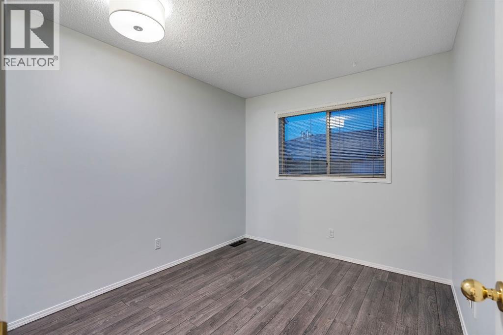 Single Family House 4 Level for Sale in  Kingsland Villas SW Kingsland Calgary 