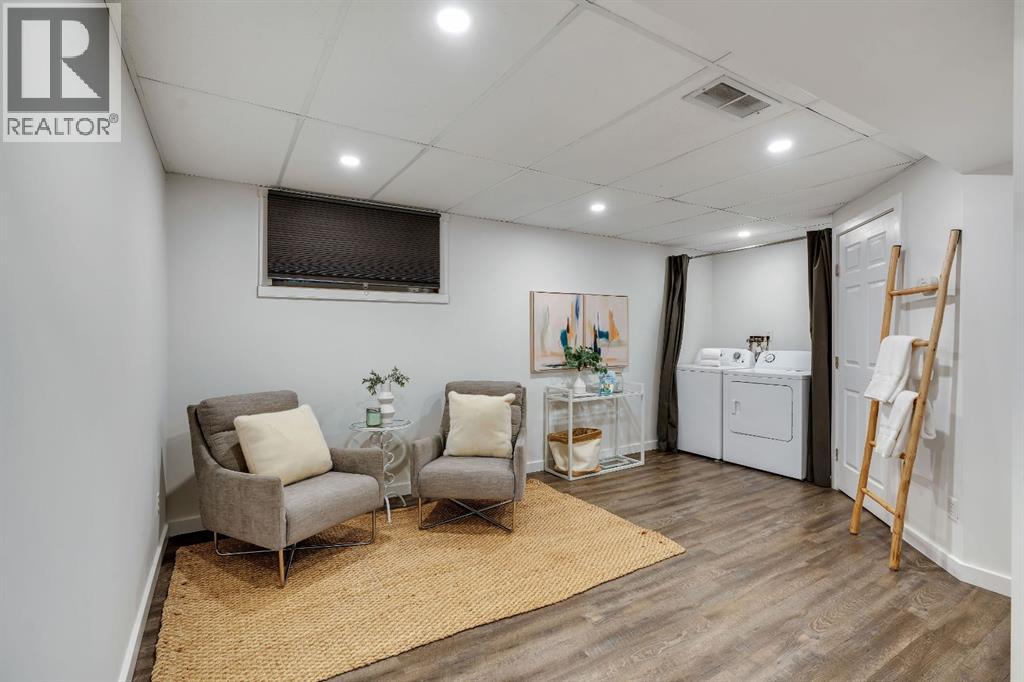Single Family House 4 Level for Sale in  Kingsland Villas SW Kingsland Calgary 