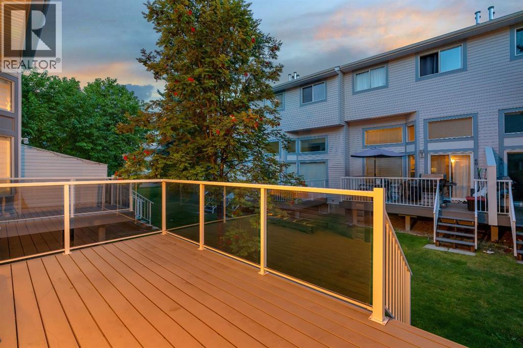 Single Family House 4 Level for Sale in  Kingsland Villas SW Kingsland Calgary 