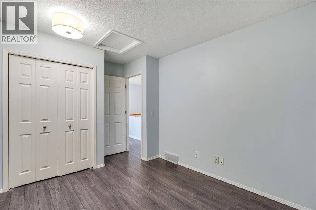 Single Family House 4 Level for Sale in  Kingsland Villas SW Kingsland Calgary 