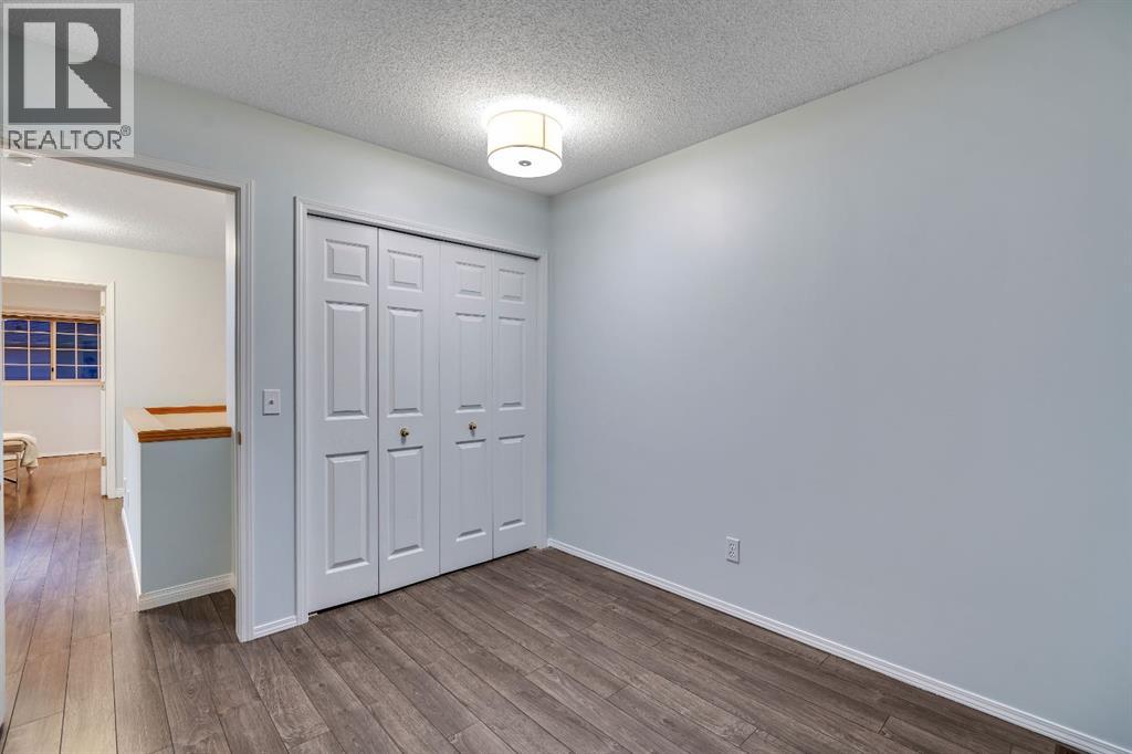 Single Family House 4 Level for Sale in  Kingsland Villas SW Kingsland Calgary 