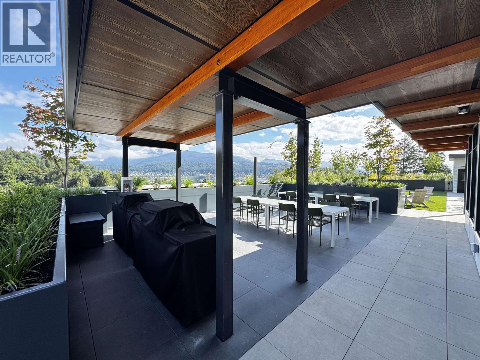 Photo 37 of 305 2015 St Johns St, Port Moody BC