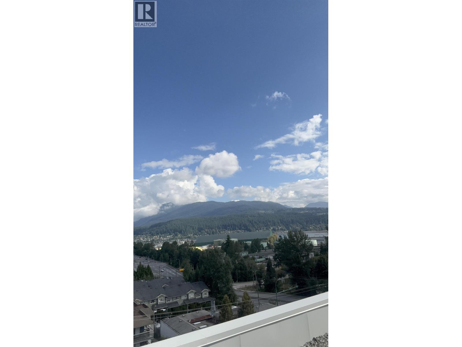 Photo 34 of 305 2015 St Johns St, Port Moody BC