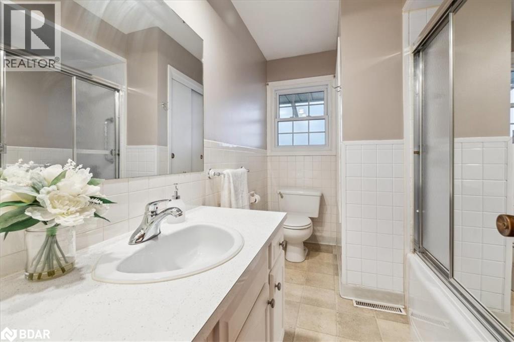 Photo 25 of 297 Lakeshore Street, St Catharines ON
