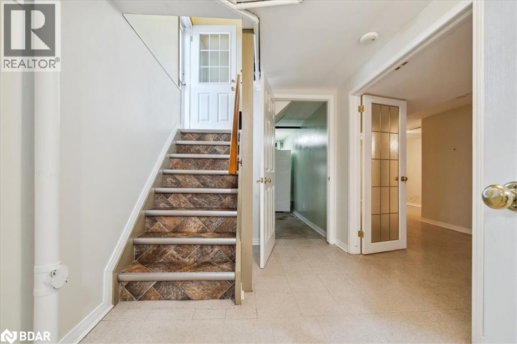 Photo 10 of 297 Lakeshore Street, St Catharines ON