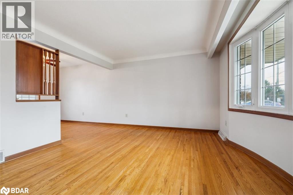 Photo 35 of 297 Lakeshore Street, St Catharines ON