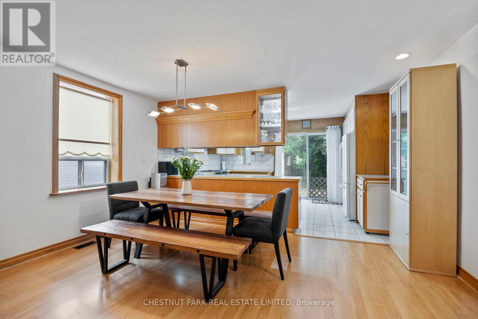 Photo 16 of 23 Edith Drive, Toronto ON
