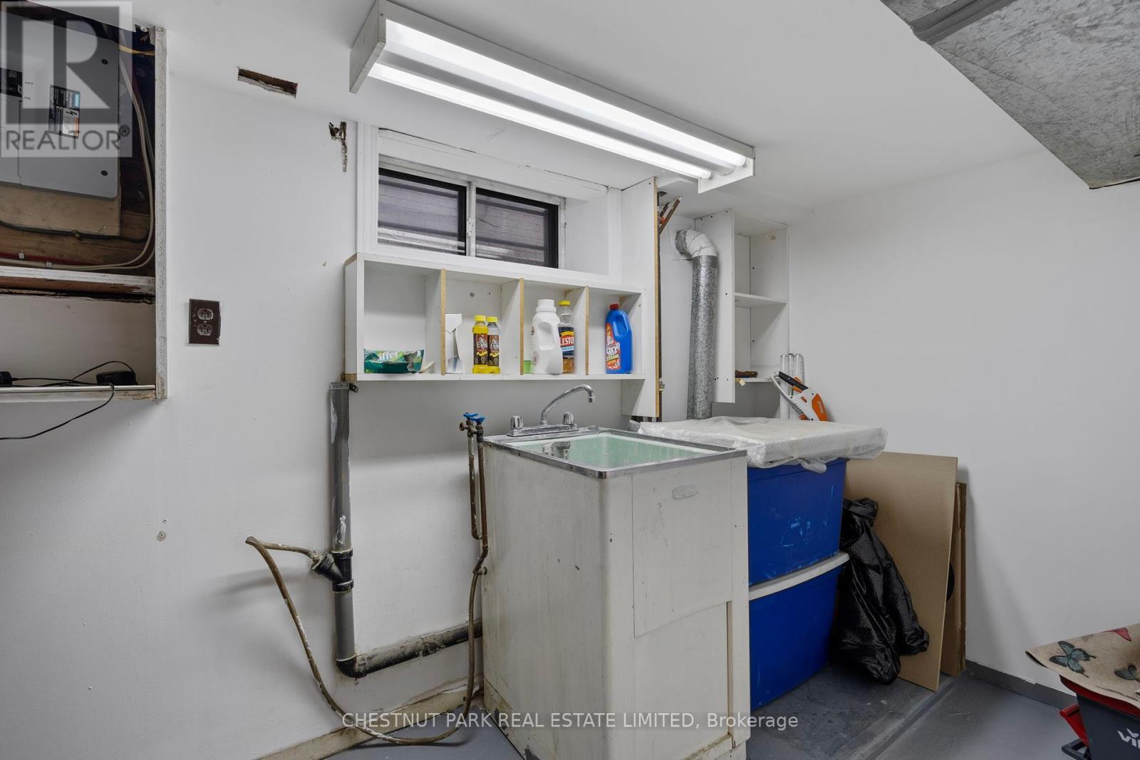 Photo 29 of 23 Edith Drive, Toronto ON
