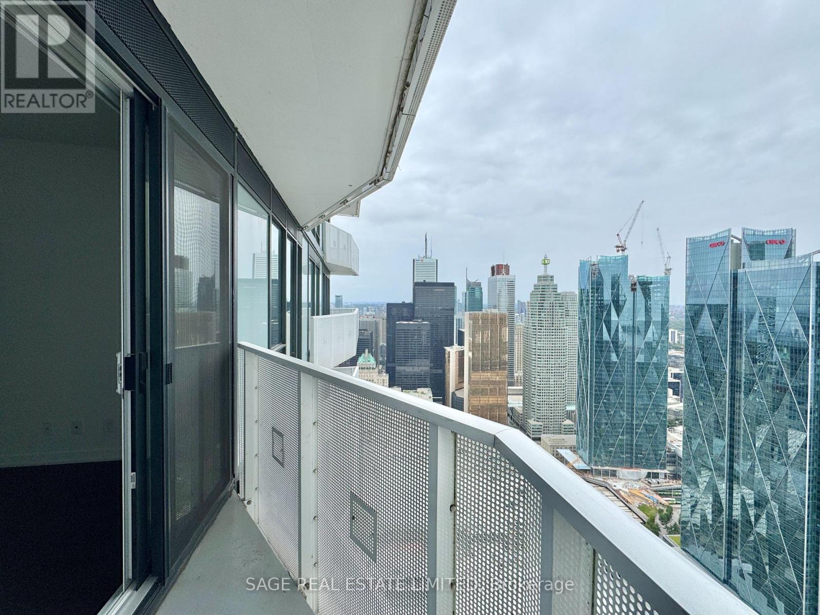 Photo 11 of 6505 100 Harbour Street, Toronto ON