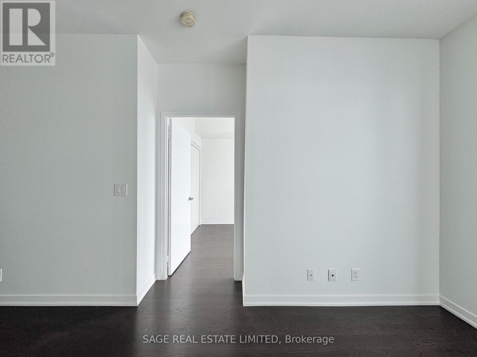 Photo 13 of 6505 100 Harbour Street, Toronto ON