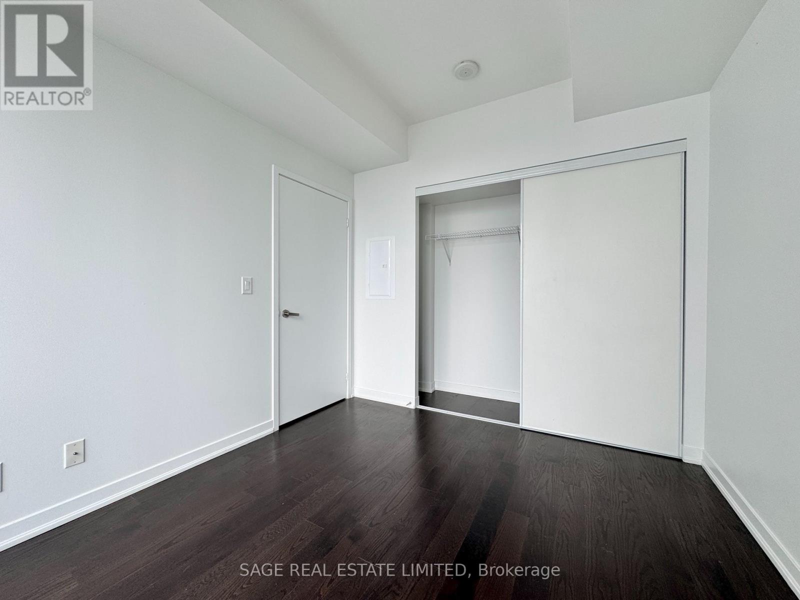 Photo 16 of 6505 100 Harbour Street, Toronto ON
