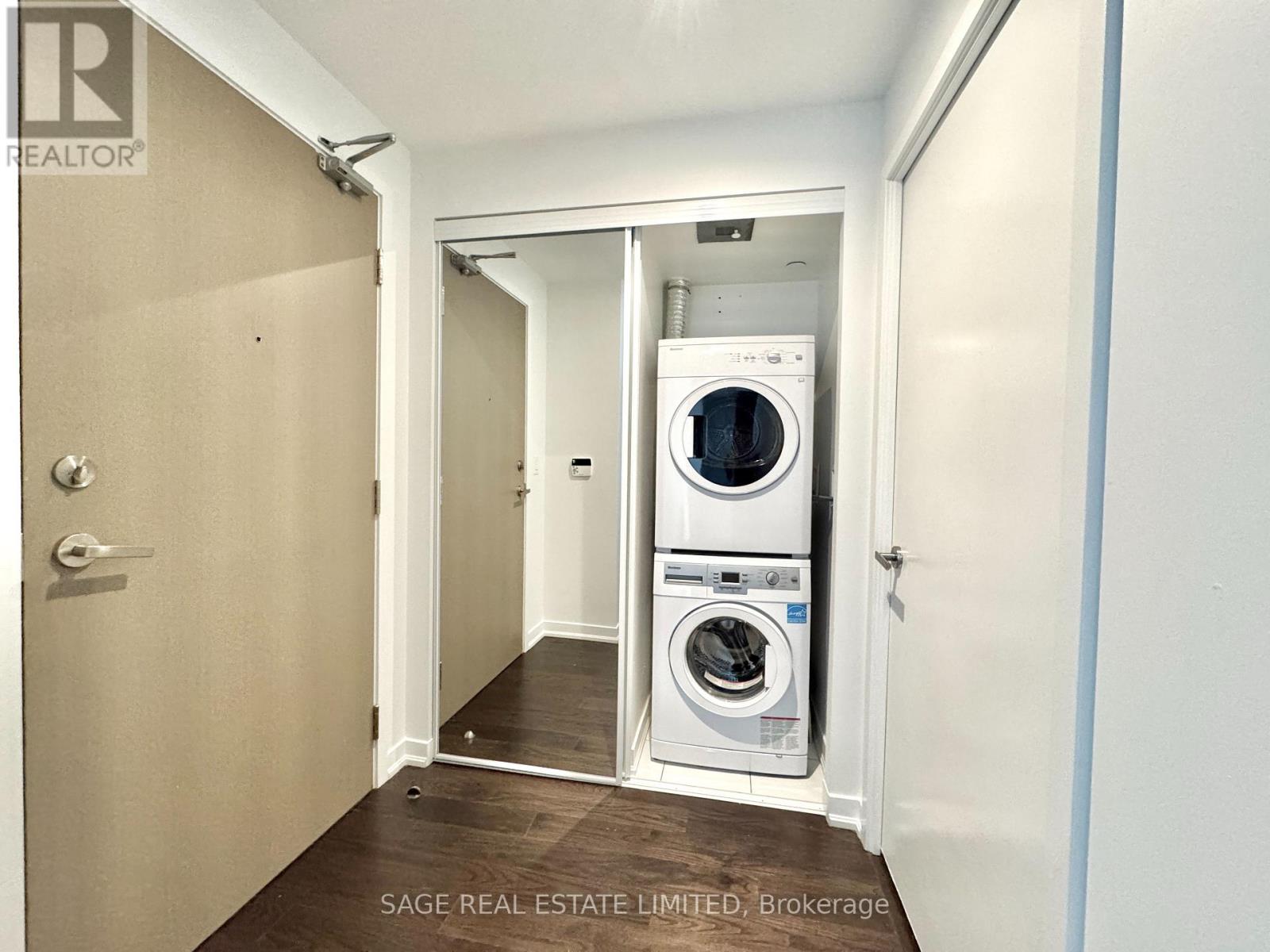 Photo 19 of 6505 100 Harbour Street, Toronto ON