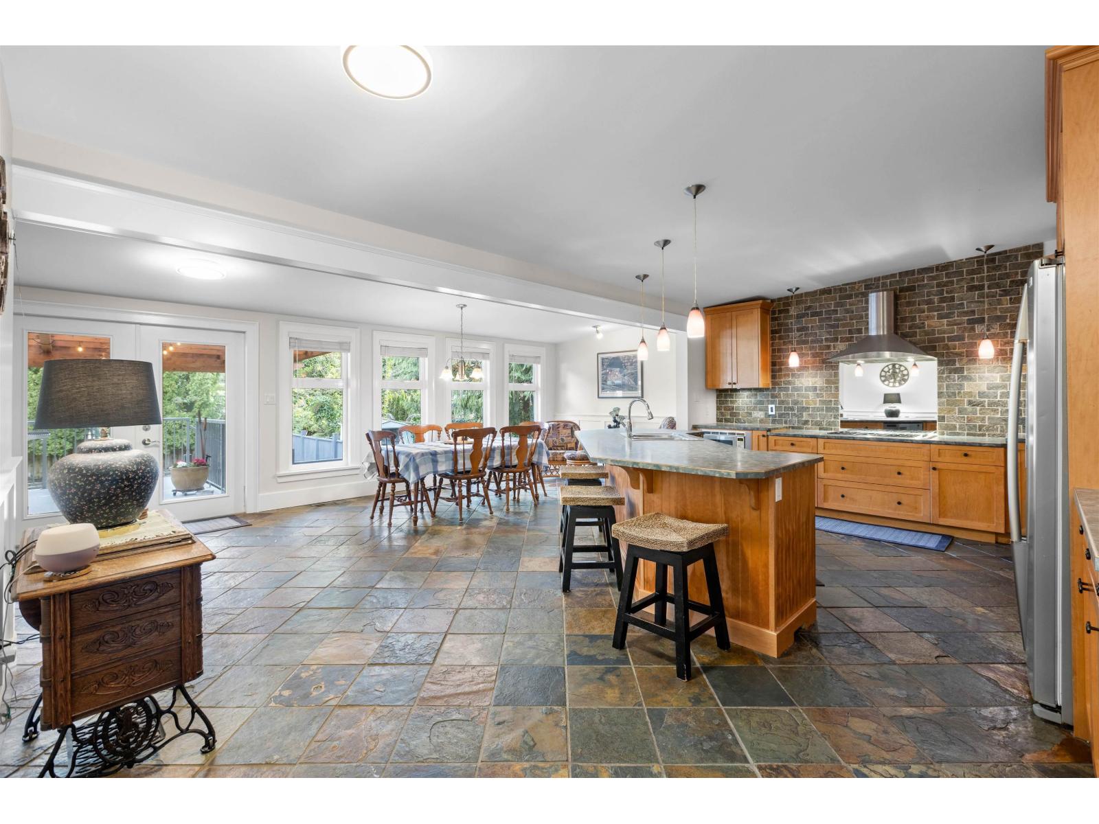 Photo 13 of 4602 206 Street, Langley BC