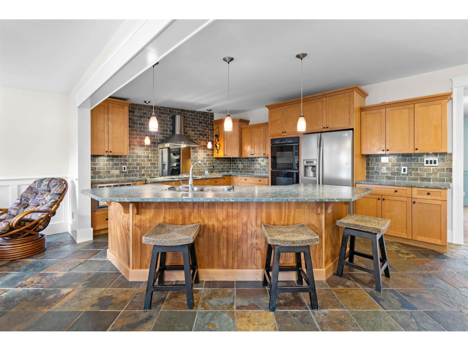 Photo 14 of 4602 206 Street, Langley BC