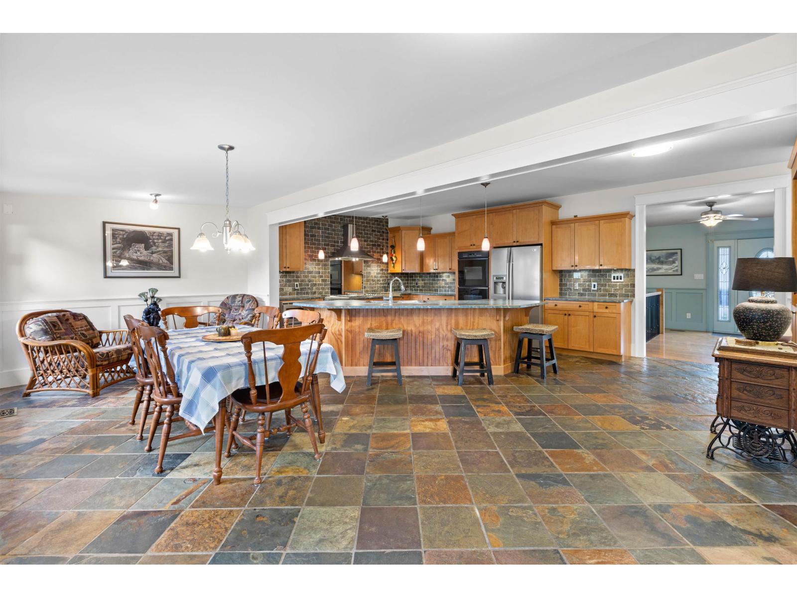 Photo 15 of 4602 206 Street, Langley BC
