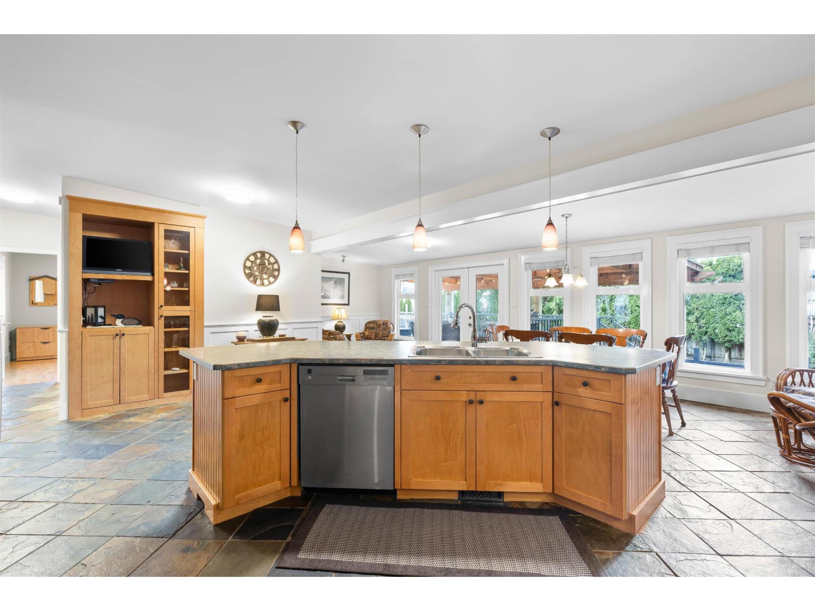 Photo 18 of 4602 206 Street, Langley BC