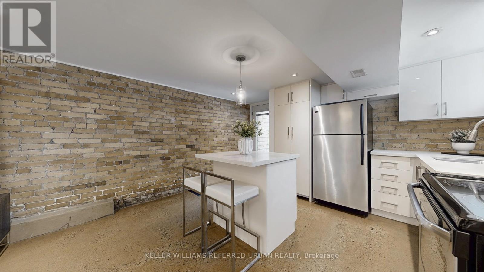 Photo 8 of Lower 266 Highfield Road, Toronto ON