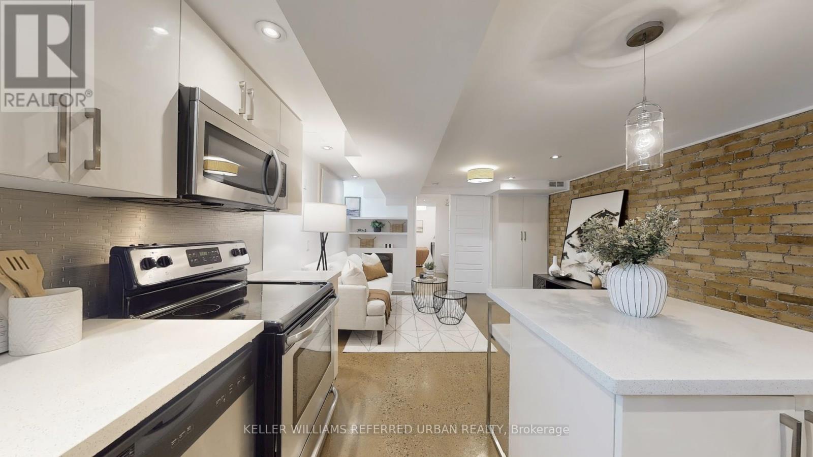 Photo 9 of Lower 266 Highfield Road, Toronto ON