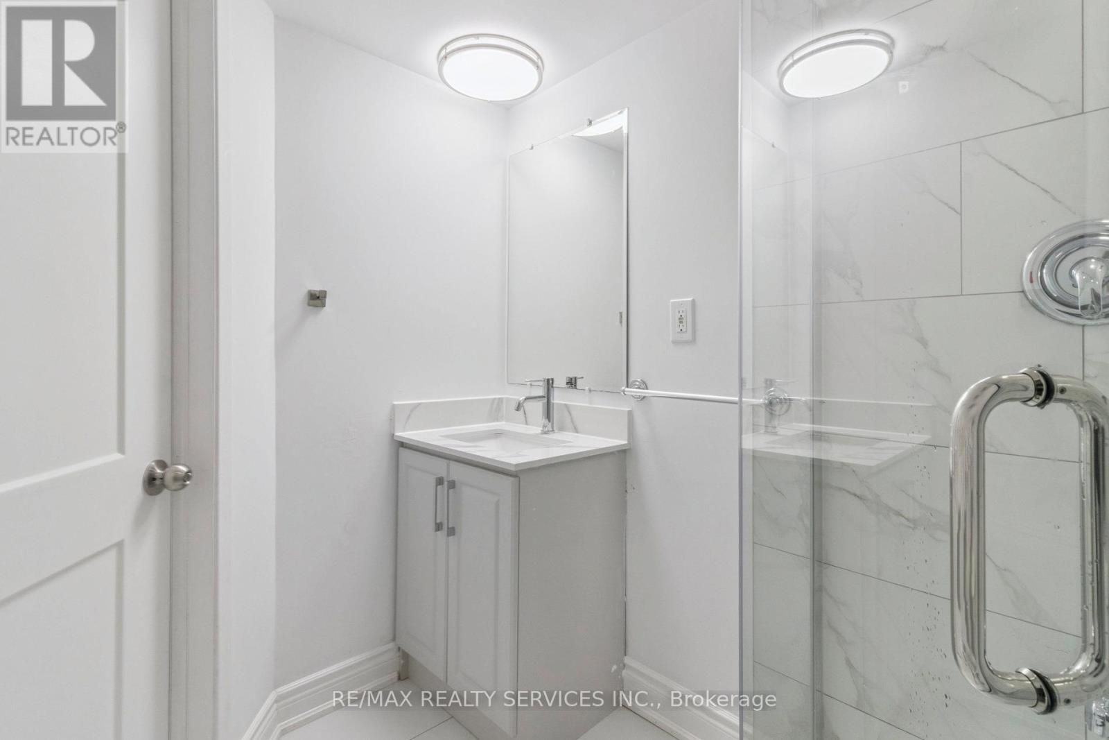 Photo 29 of Entire Property 769 Greenfield Crescent, Newmarket ON