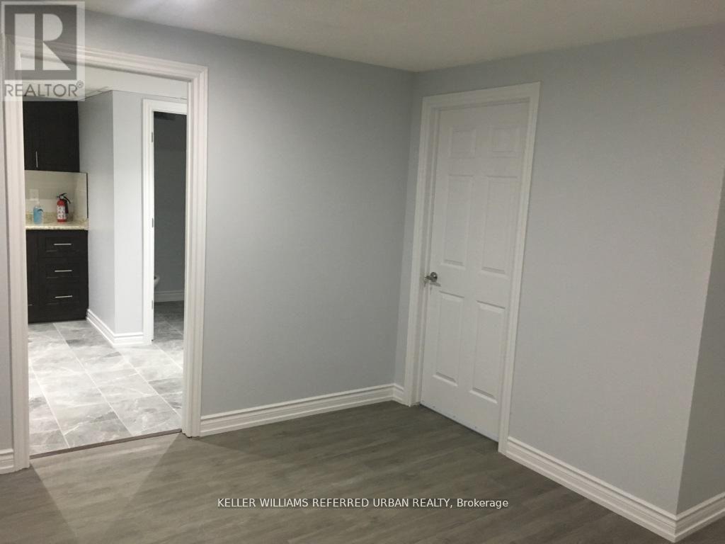 Photo 11 of Lower 27 Claudia Avenue, Vaughan ON
