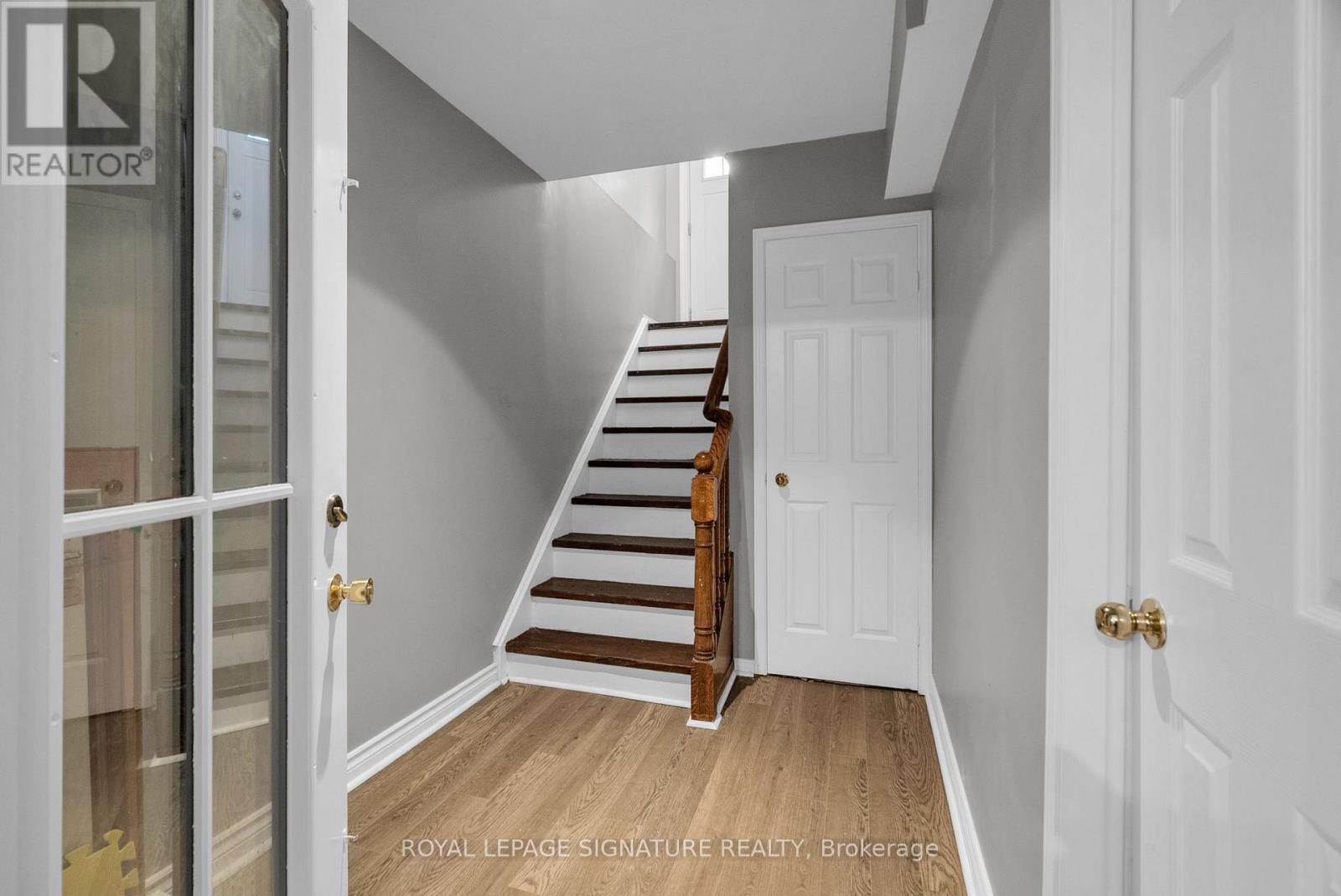 Photo 29 of 34 Barclay Court, Markham ON