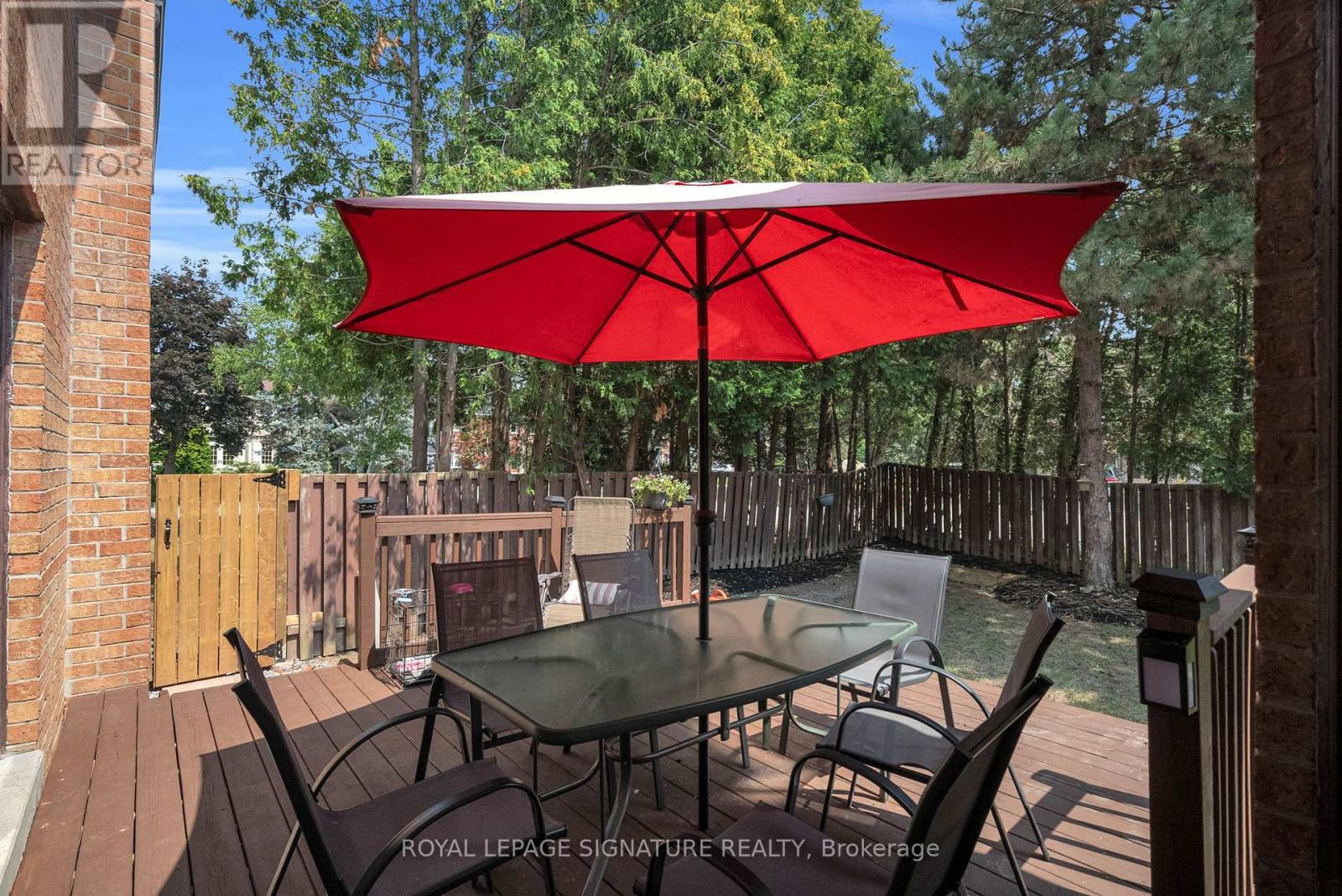 Photo 32 of 34 Barclay Court, Markham ON