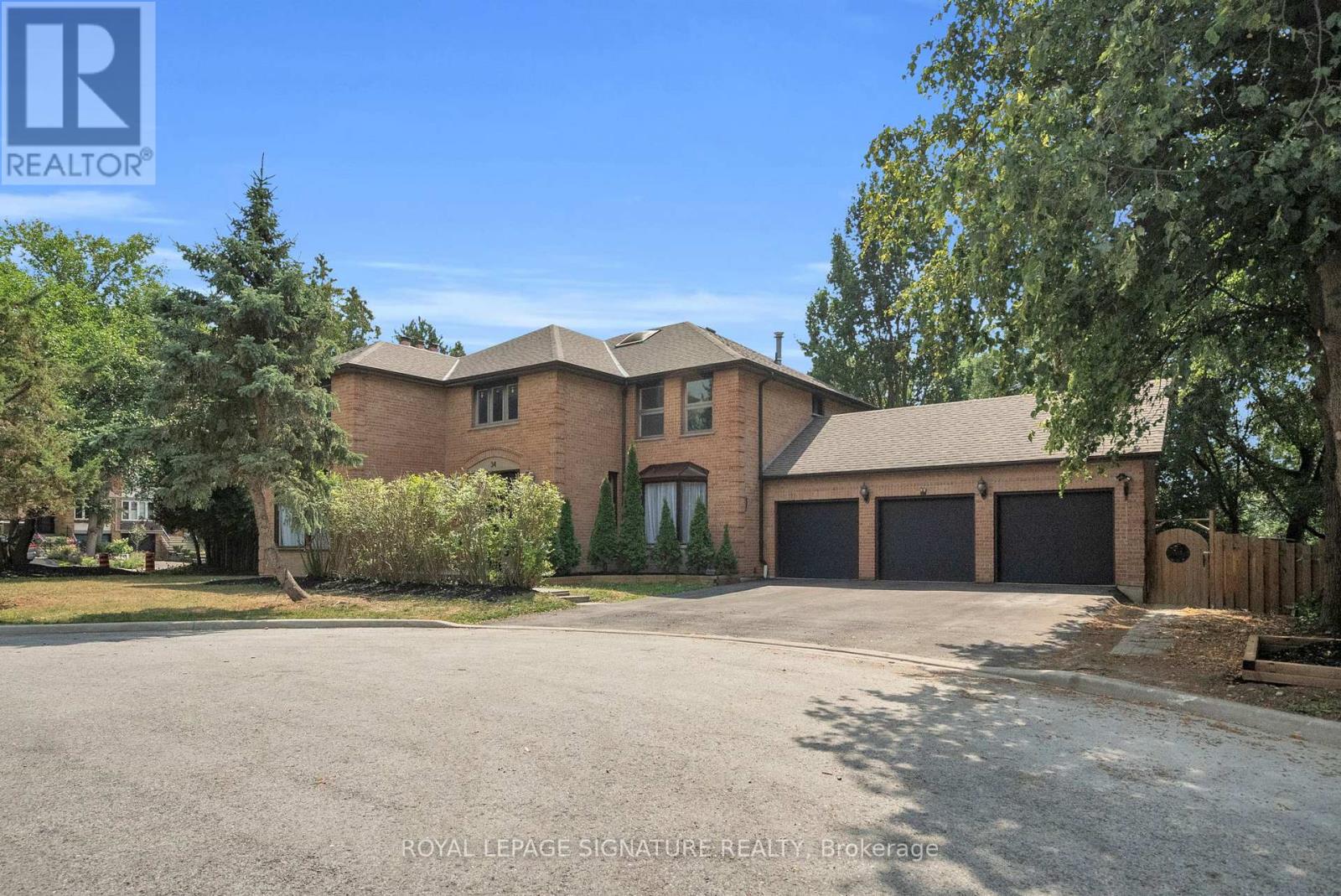 Photo 37 of 34 Barclay Court, Markham ON