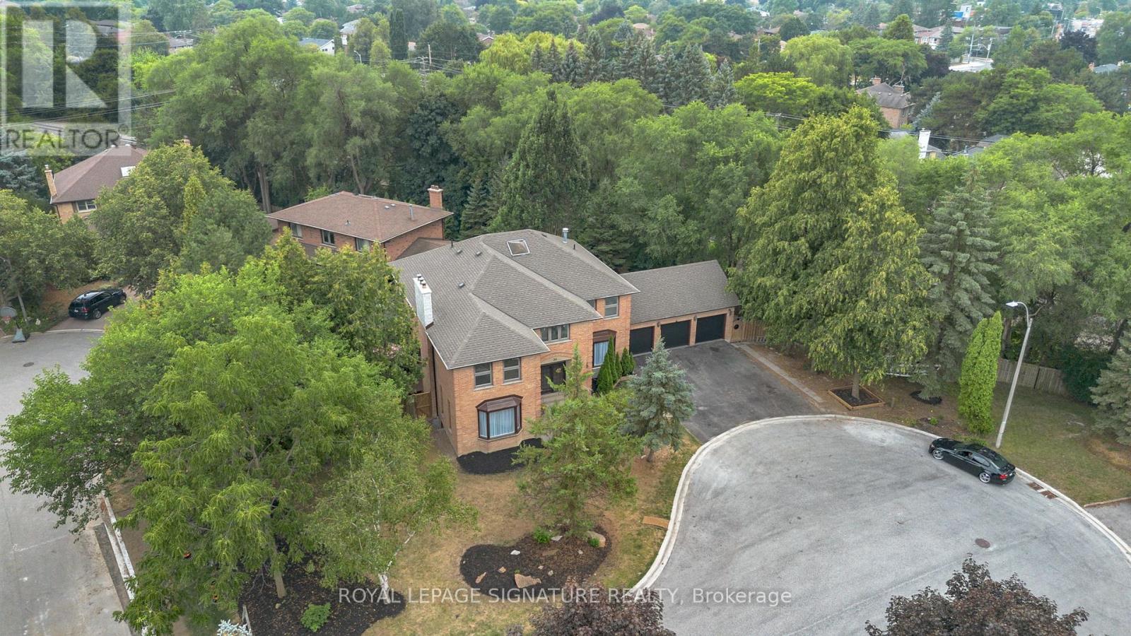 Photo 38 of 34 Barclay Court, Markham ON