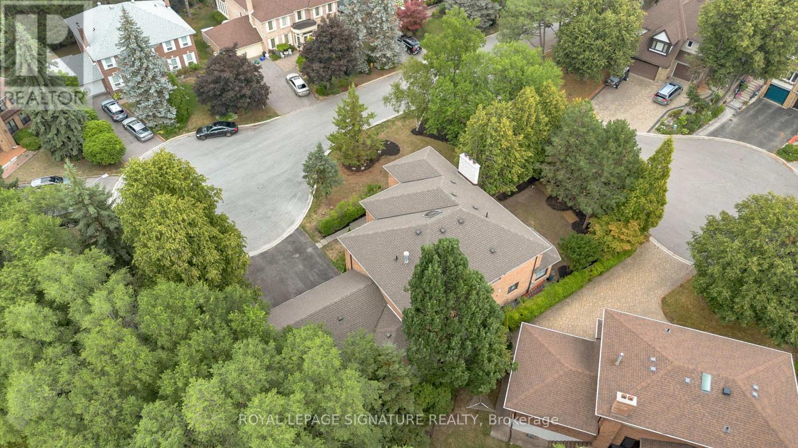 Photo 39 of 34 Barclay Court, Markham ON