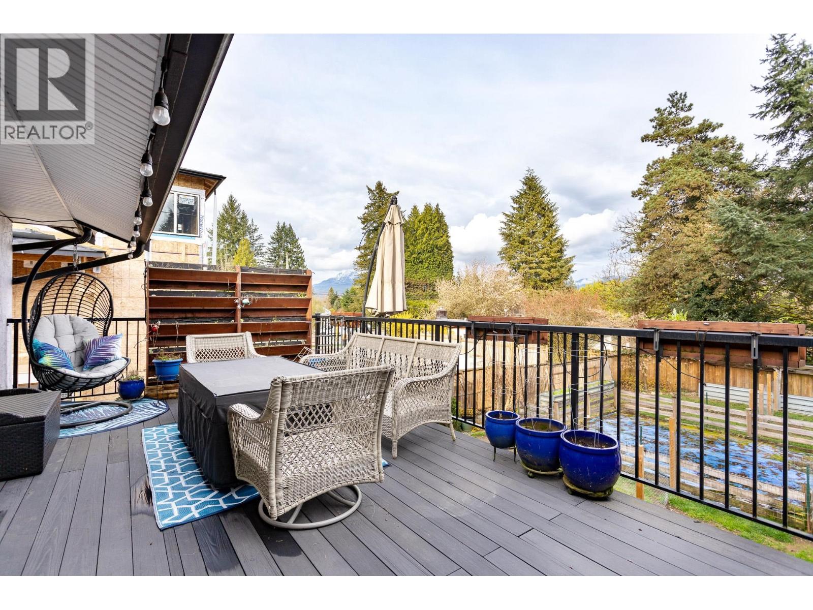 Photo 30 of 12380 216 Street, Maple Ridge BC