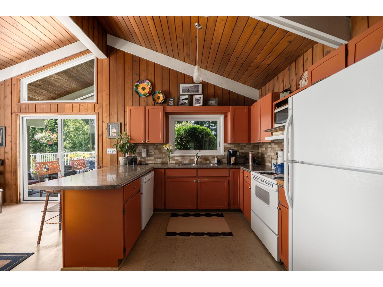 Photo 23 of 25177 64 Avenue, Langley BC